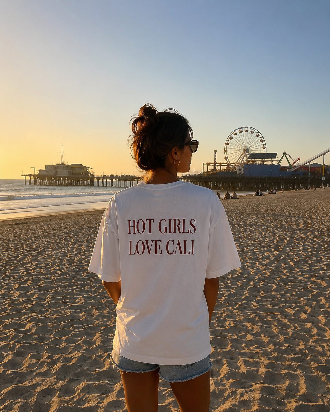 Hot Girls Love Cali Tee