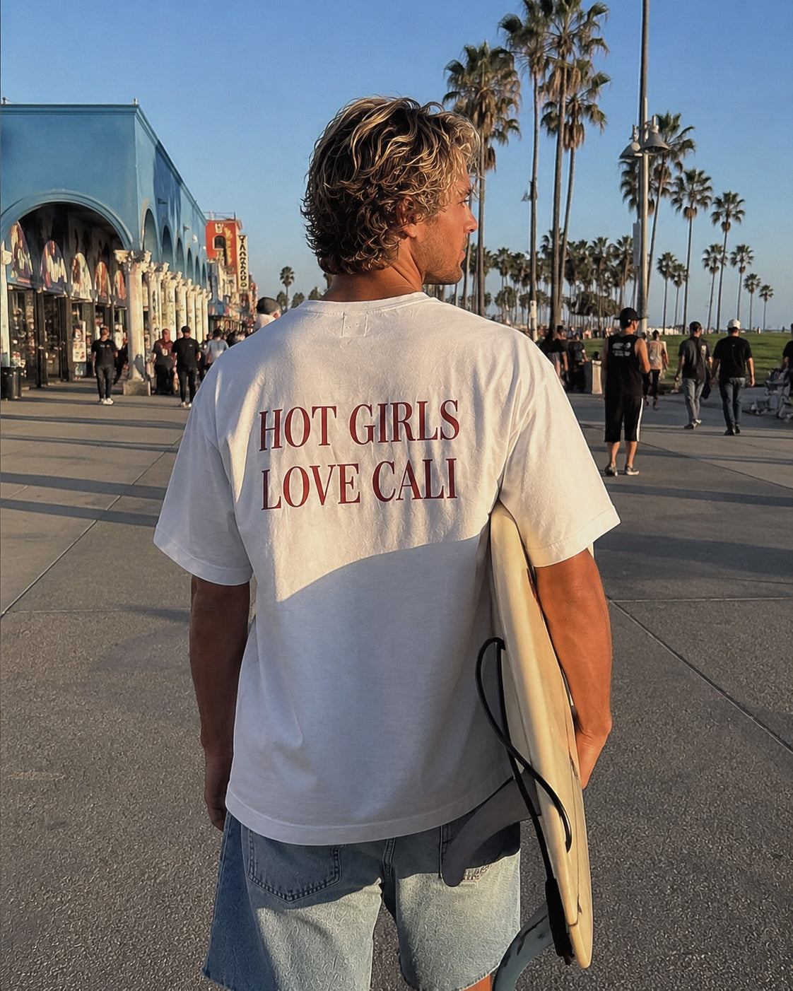 Hot Girls Love Cali Tee