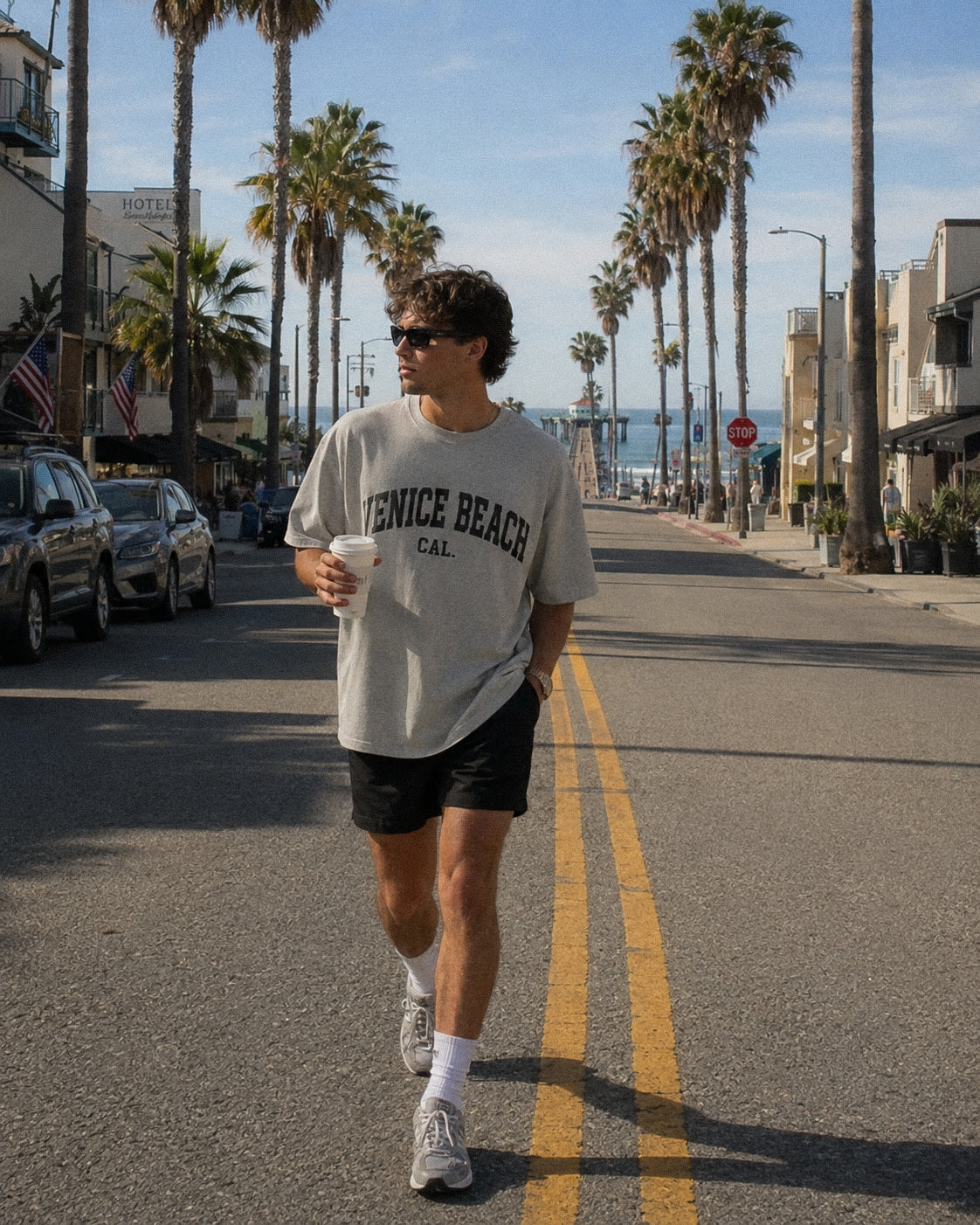 Men's Venice Beach Tee – Venice Beach, California serif print by The Cali Store