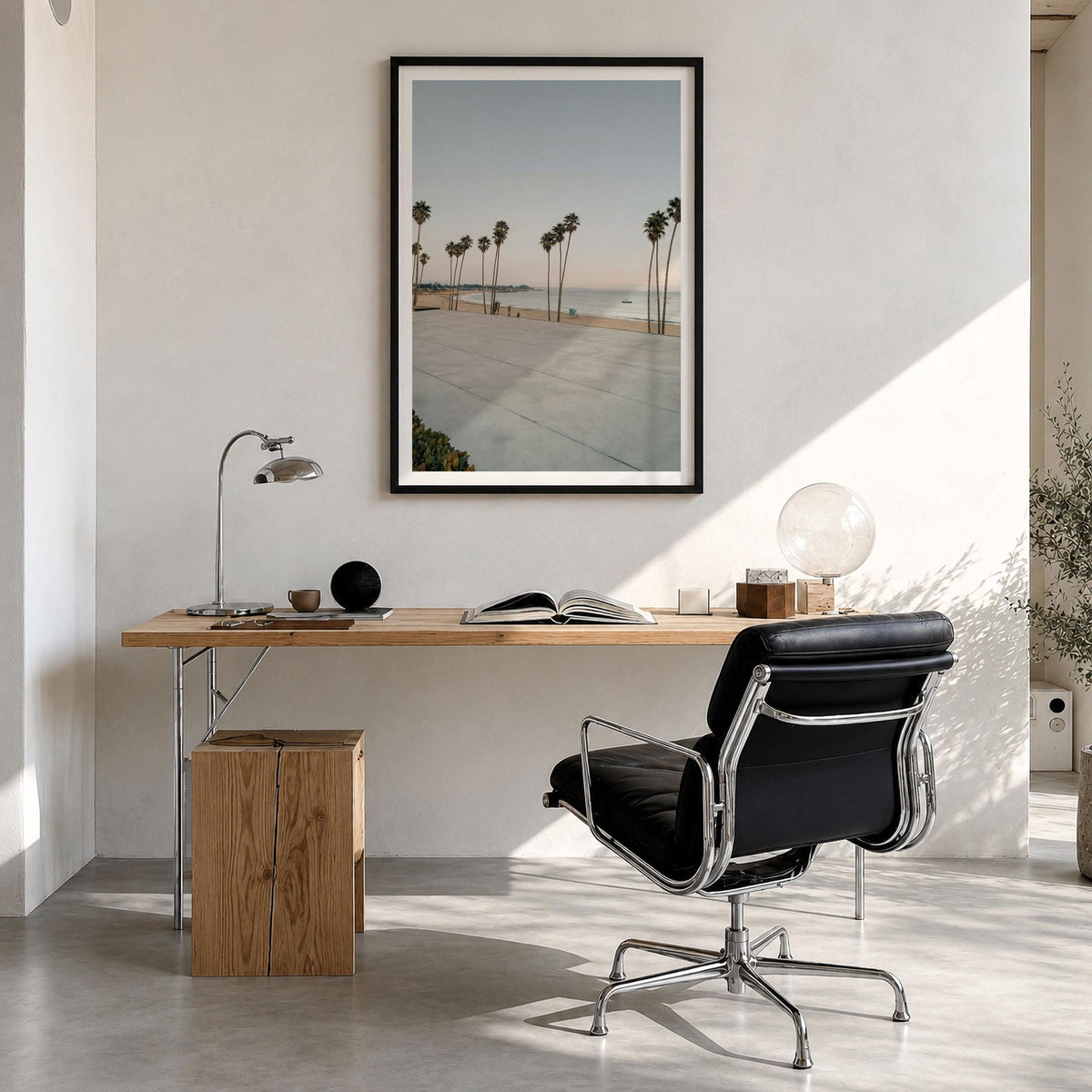 Santa Cruz Palm Row Fine Art Photo Print – fine art print by The Cali Studio
