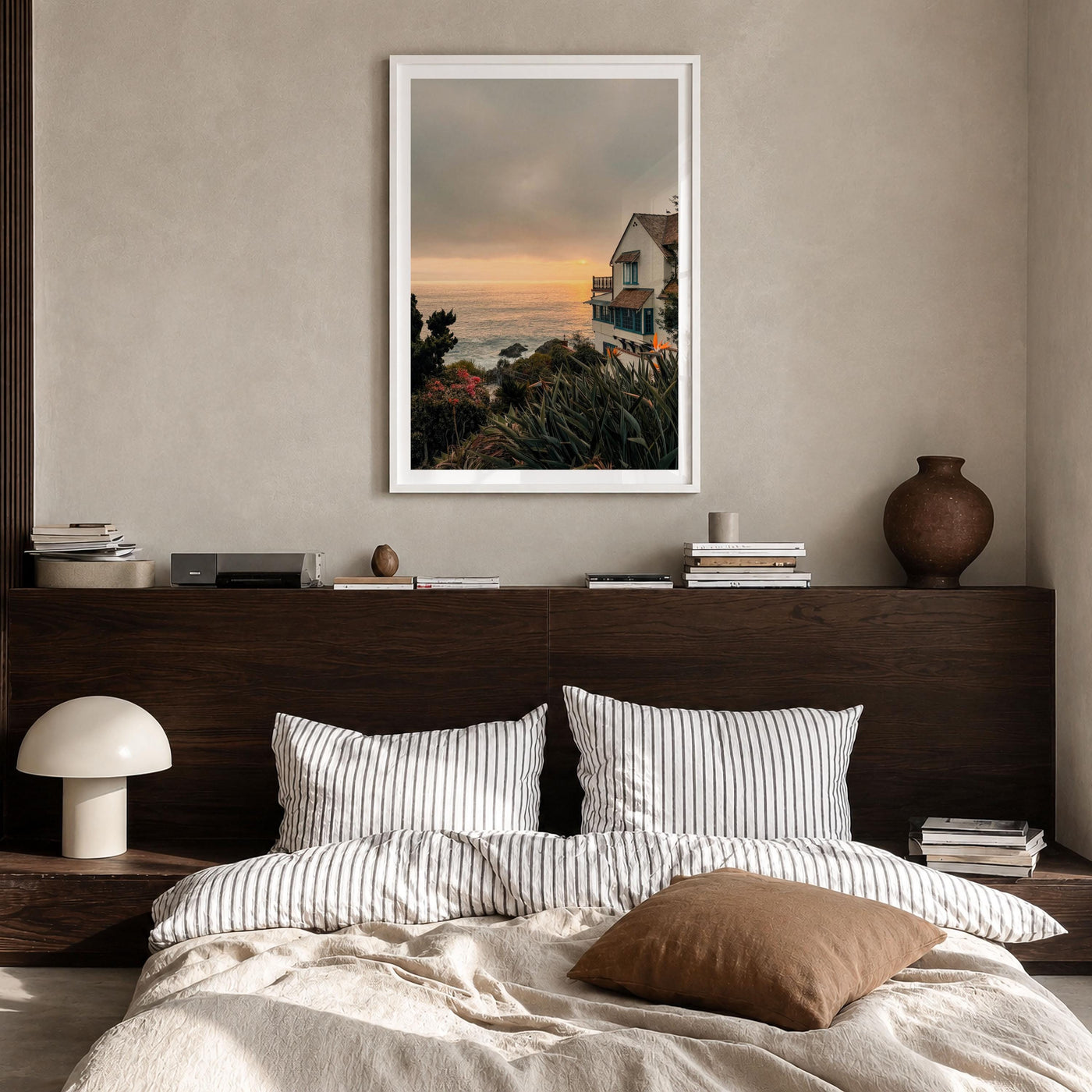 Laguna Beach Cliffside House Fine Art Photo Print – fine art print by The Cali Studio